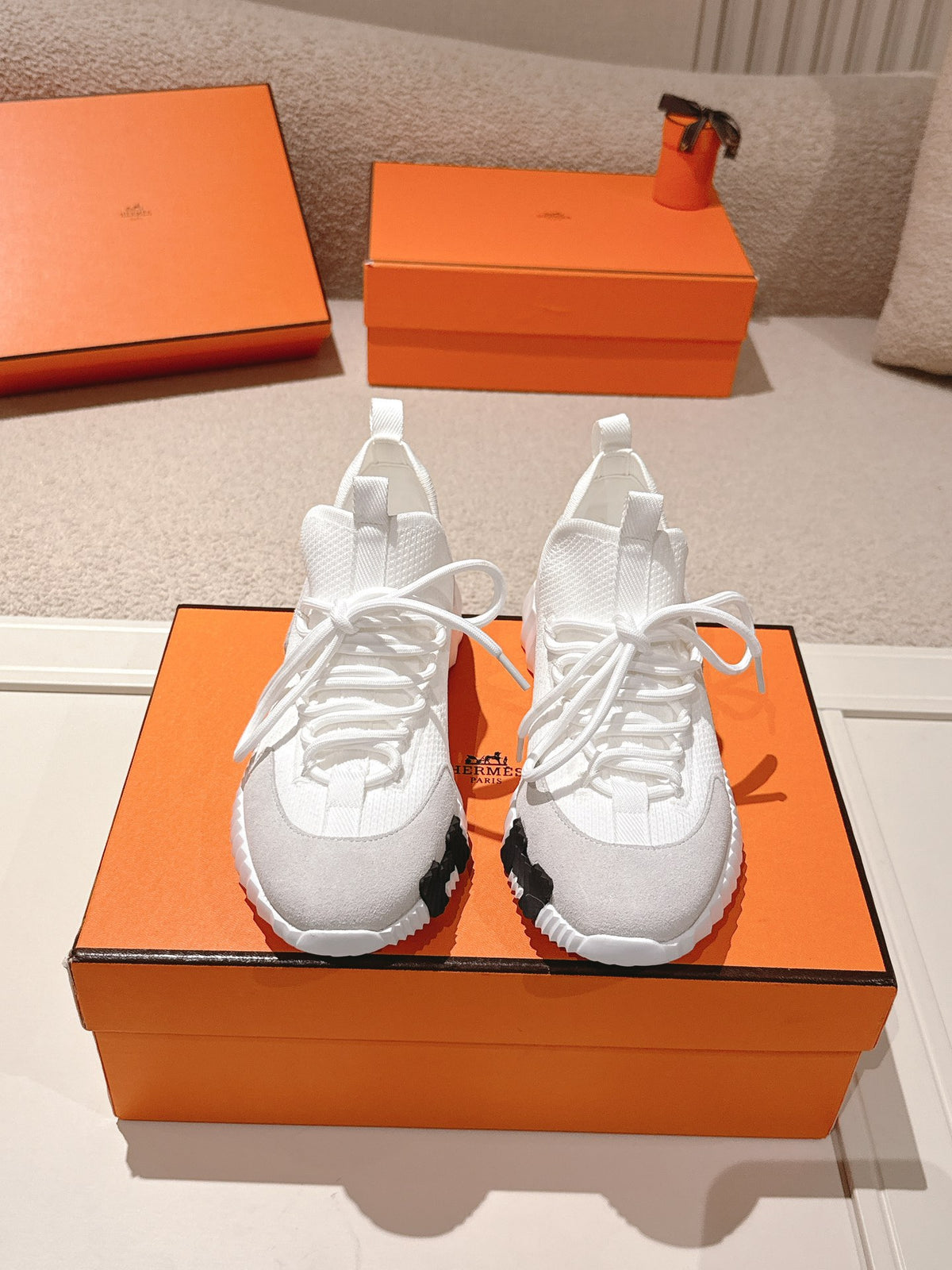 H Classic Couple Style Fly Knit Casual Sneakers 0726060802