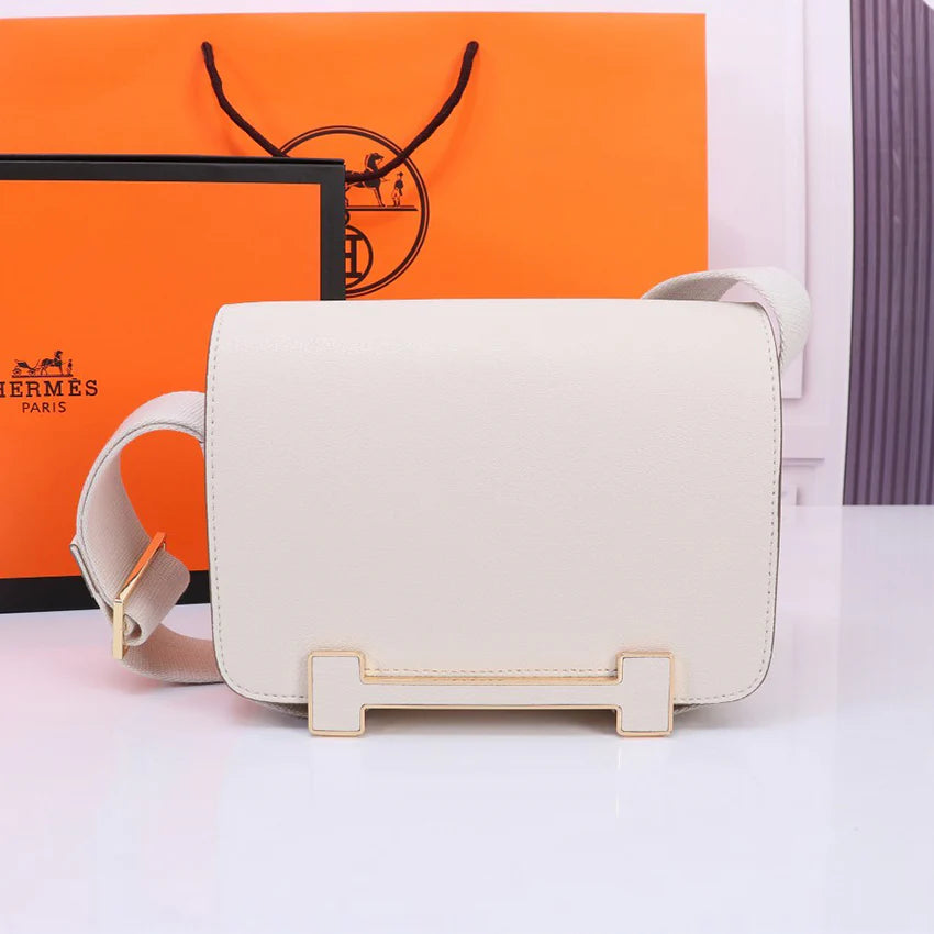 New fashion and versatile small square bag 1024061112