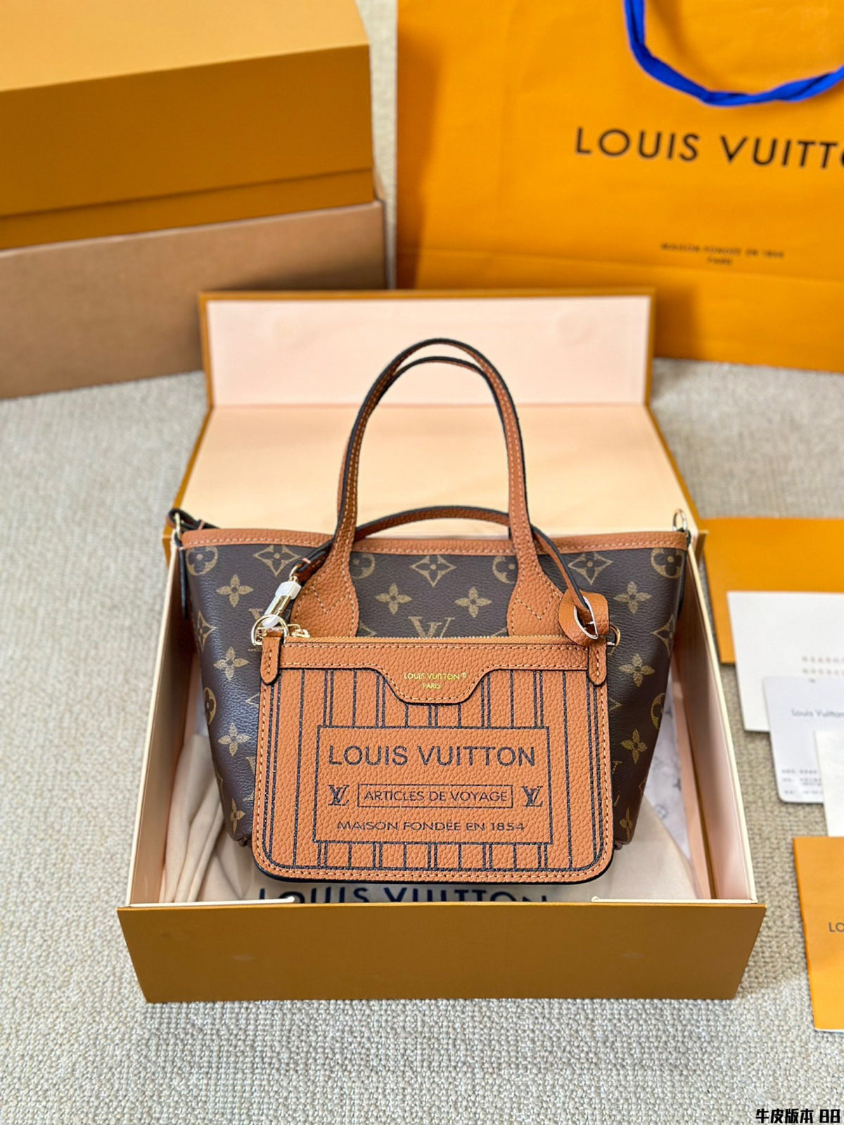V 24ss new fashion printed handbag 0724101701