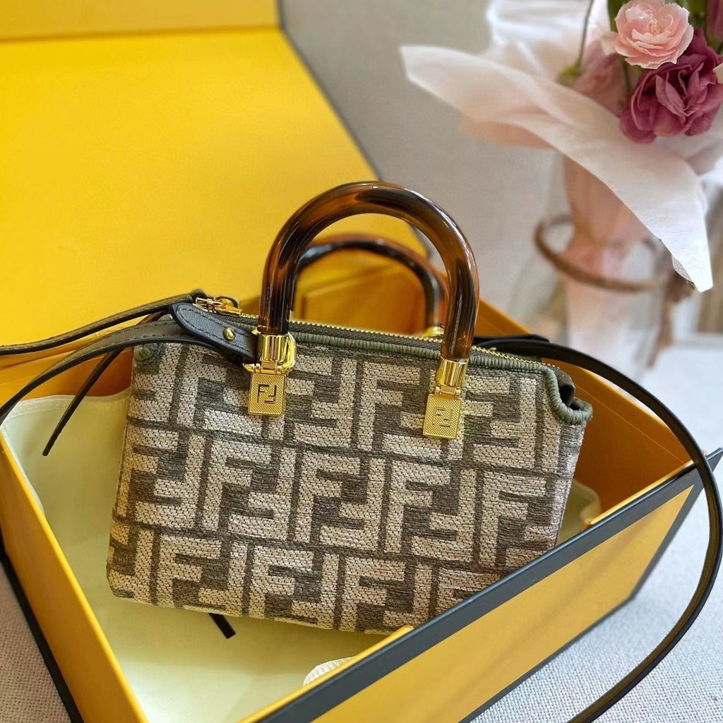 Boston bag light luxury noble luxury high-end color matching letter bag