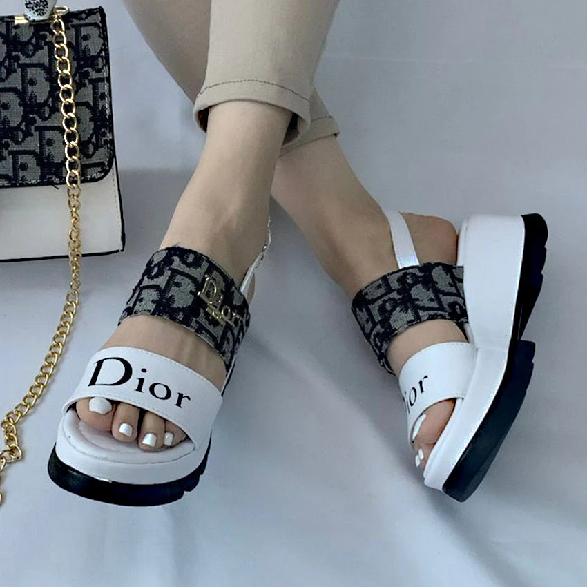 New Fashion Classic Versatile Thick Sole Sandals 1024062019