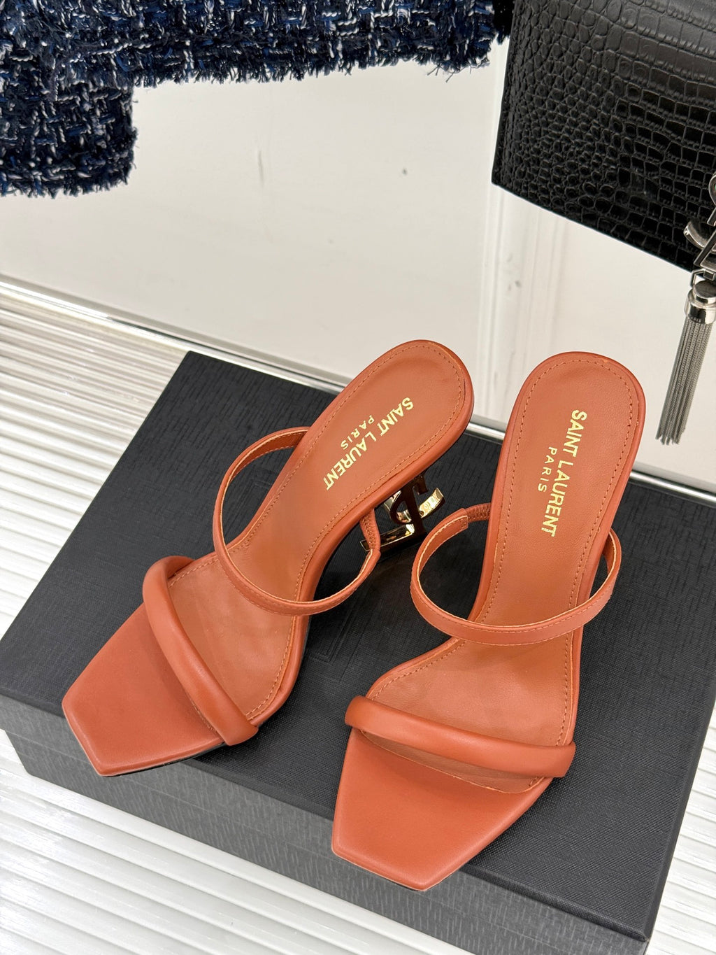 letter heel one-strap high-heeled slippers 0725031113