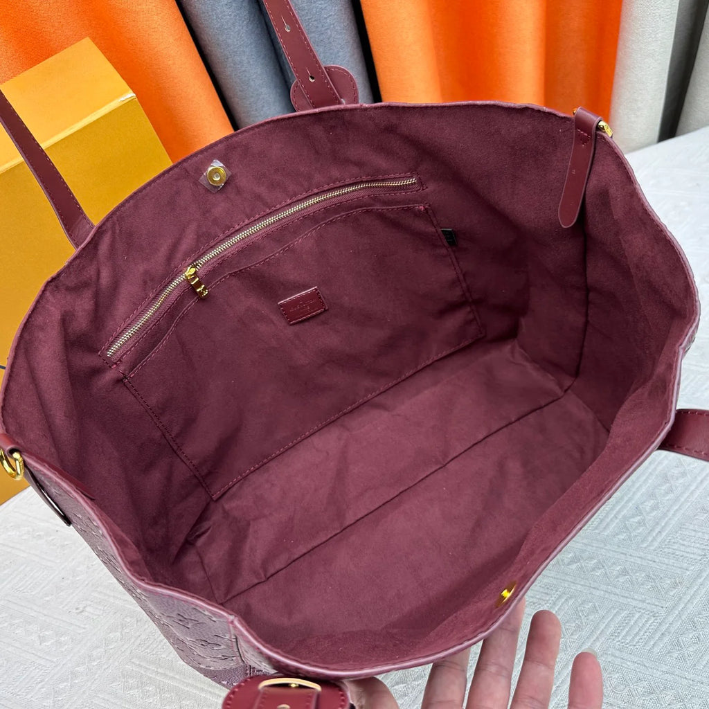 New Fashion and Versatile Handbag 1025092201