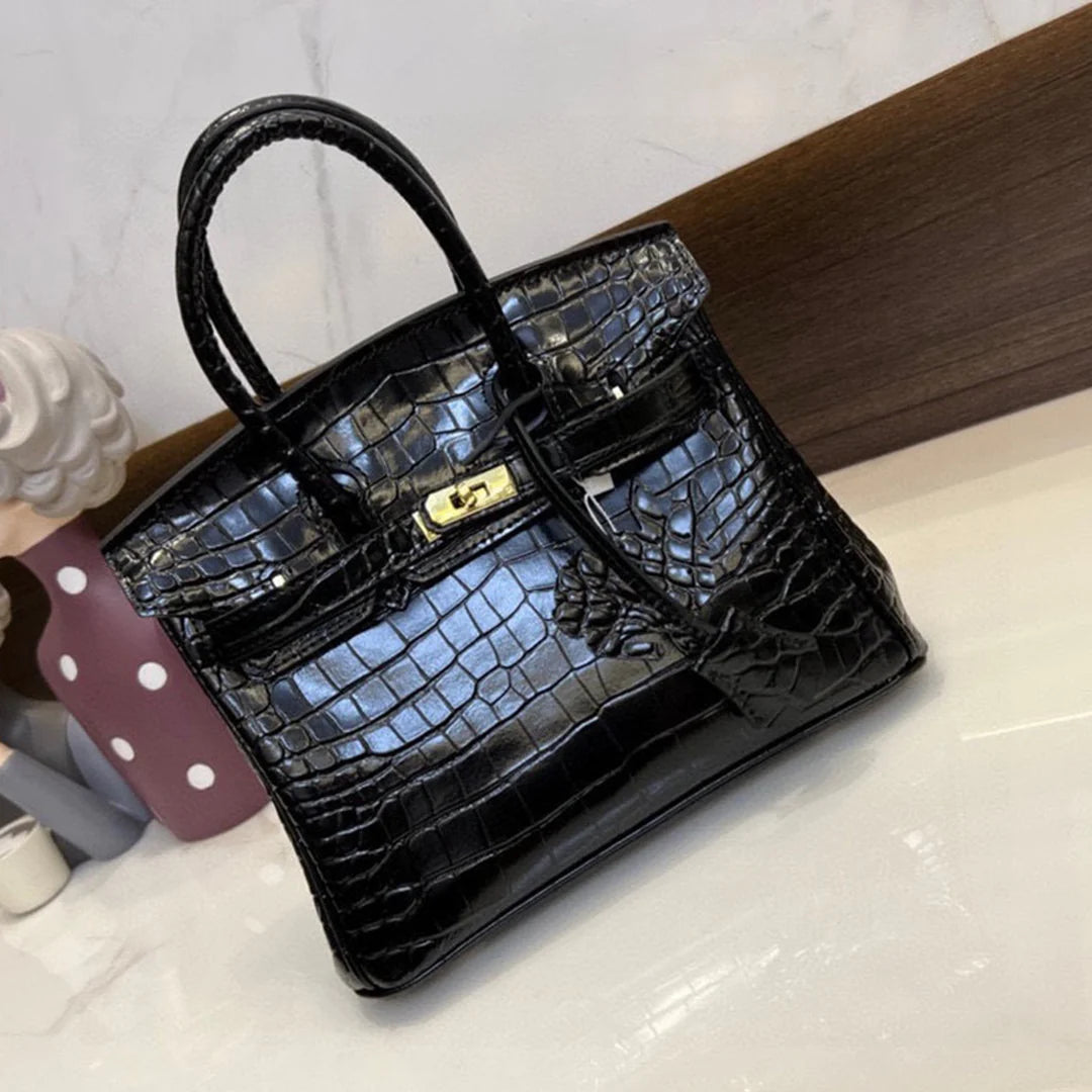 New fashion and versatile handbag 1024032801