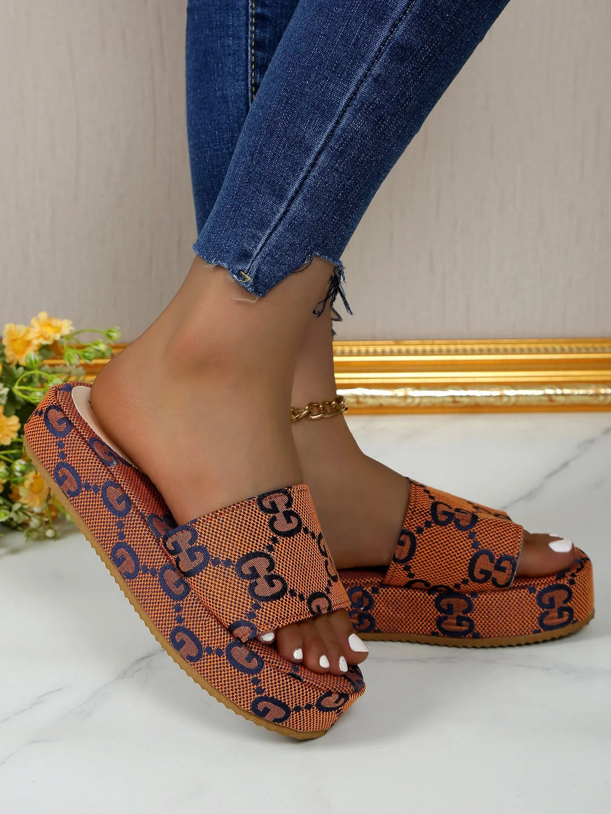 New Printed Word Muffin Sandals And Slippers 1024051506