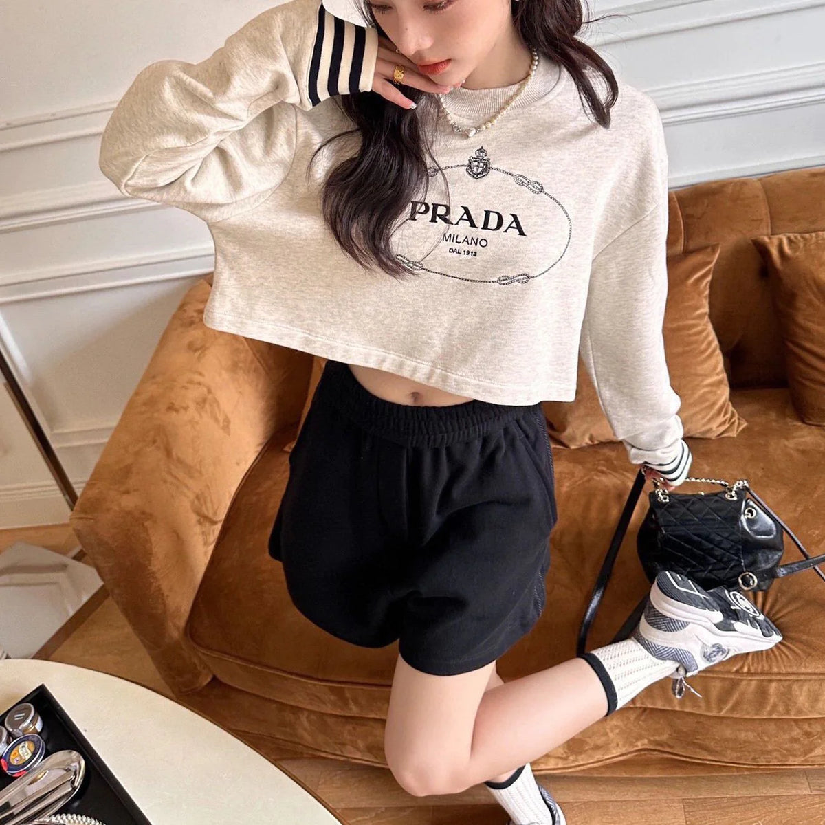 P Retro Triangle Logo Embroidered Logo Crew Neck Sweatshirt 0724022007