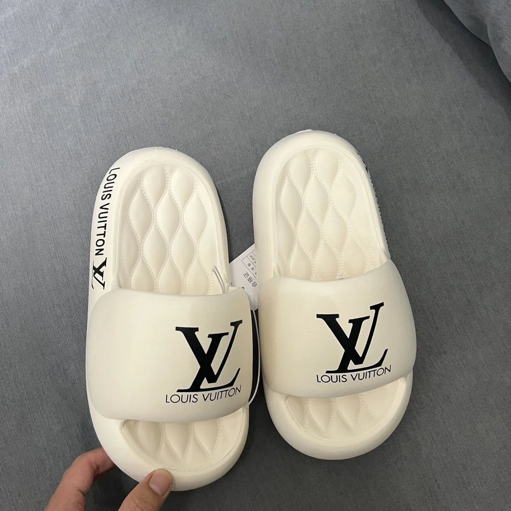 New Soft Bottom Fashion All-match Sandals 1024052111