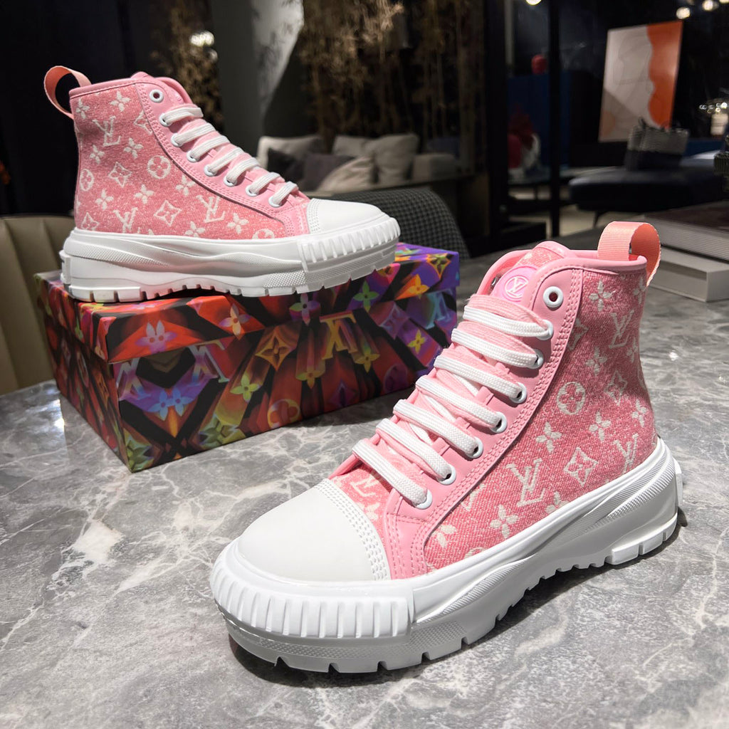 L Monogram Denim Squad Sneaker 1824071803