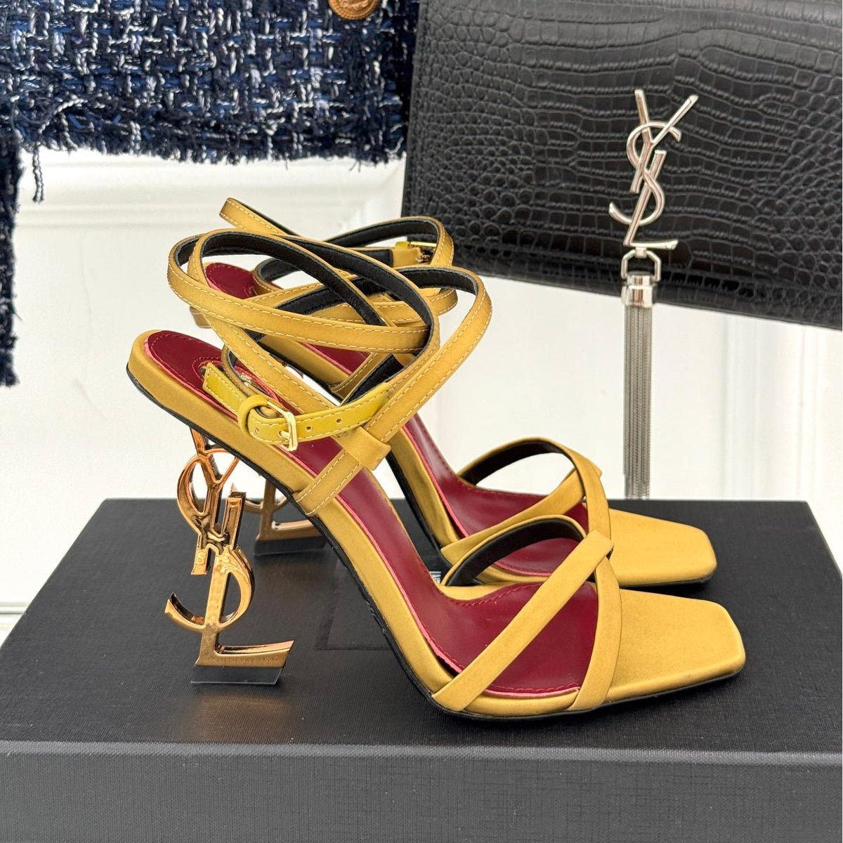 new fashion letter high heels 0725051401