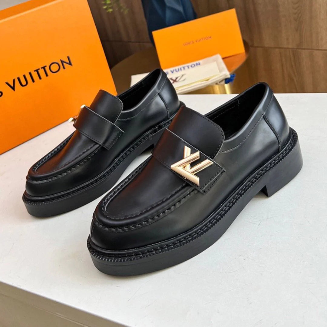 New fashionable and versatile loafers 1024011703