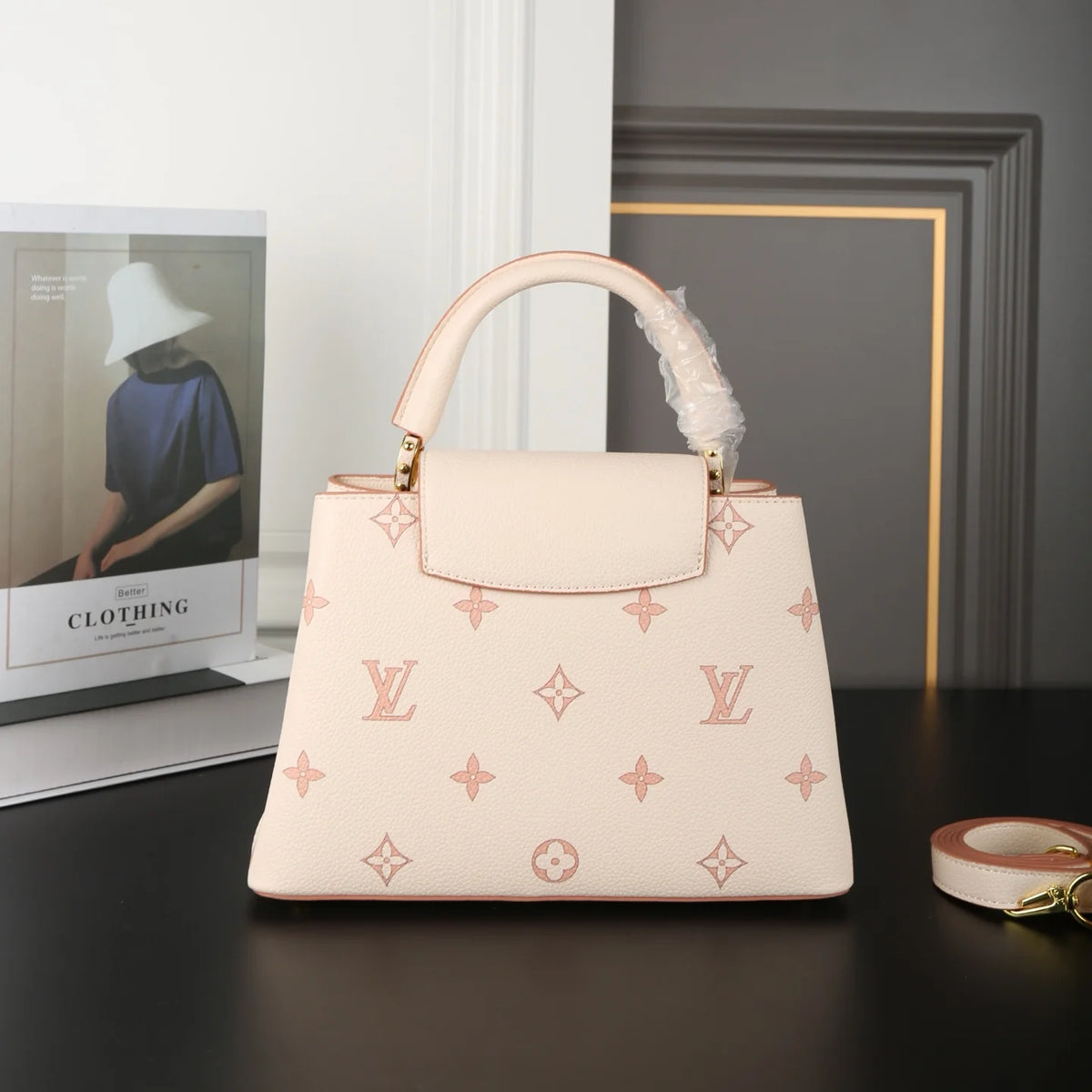 L Handbag Crossbody Bag 1025060910