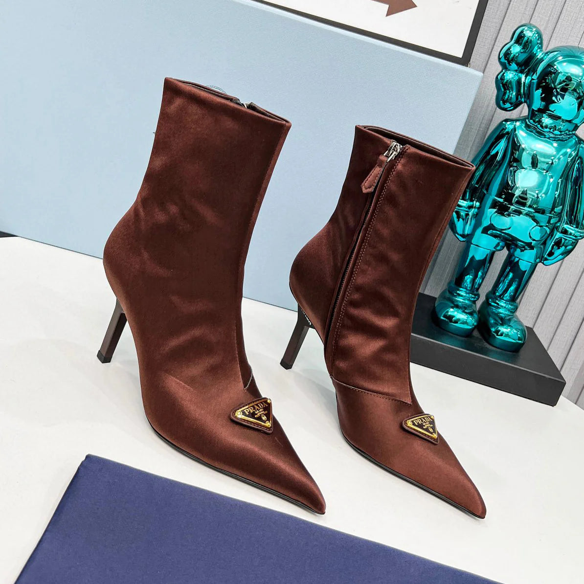 New Fashionable Thin Heel Pointed Short Boots 1024102402