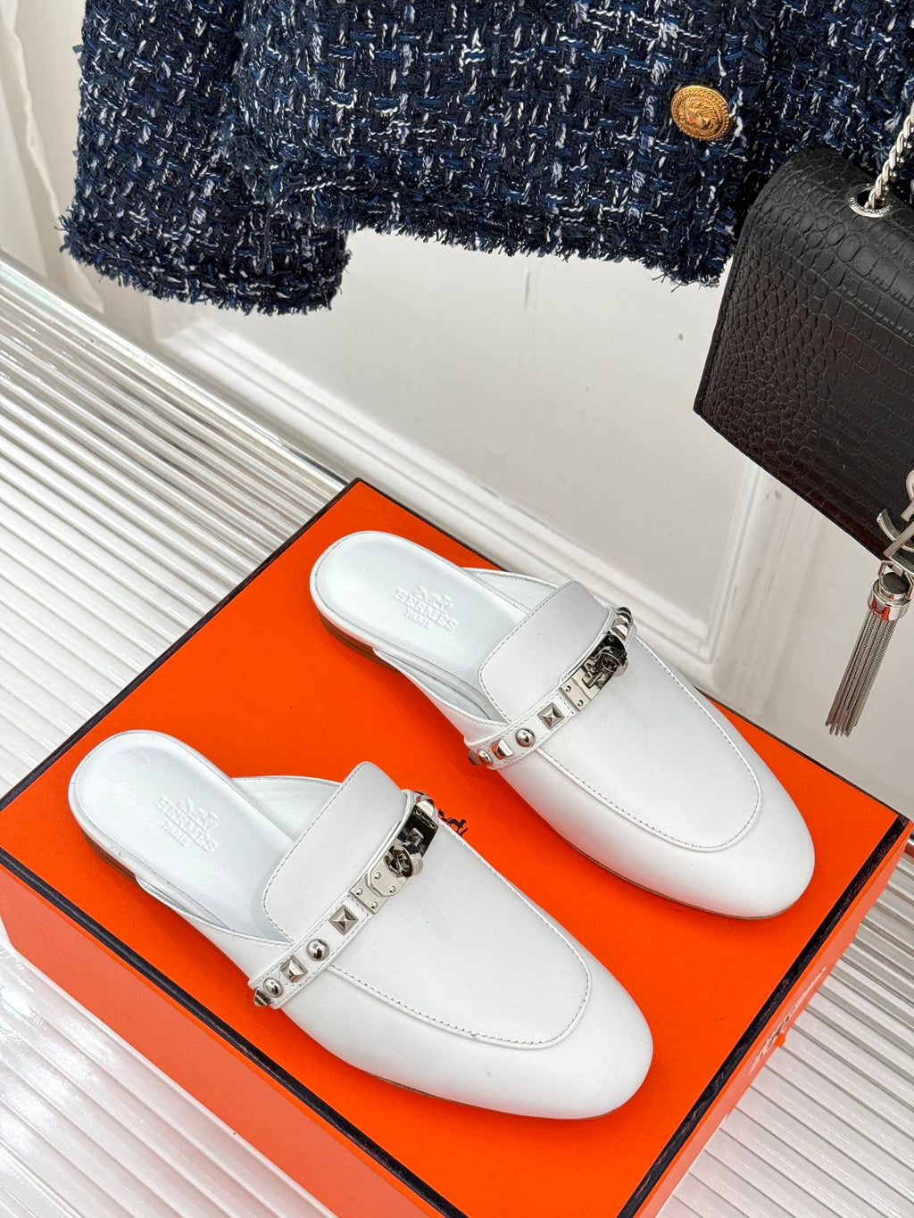 H Classic Rivet Kelly Buckle Half Slippers 072505207