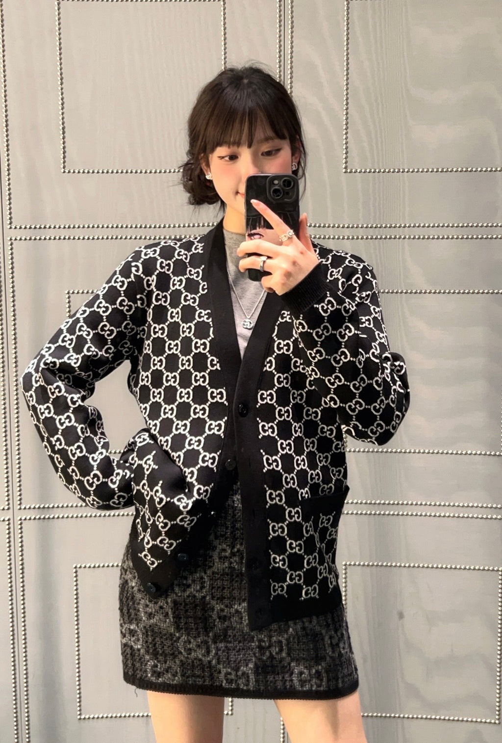Fashion Cardigan Sweater 0725012301