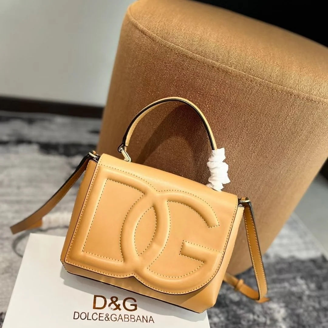 New Fashion Portable Crossbody Bag Simple Style Small Square Bag 1024071523