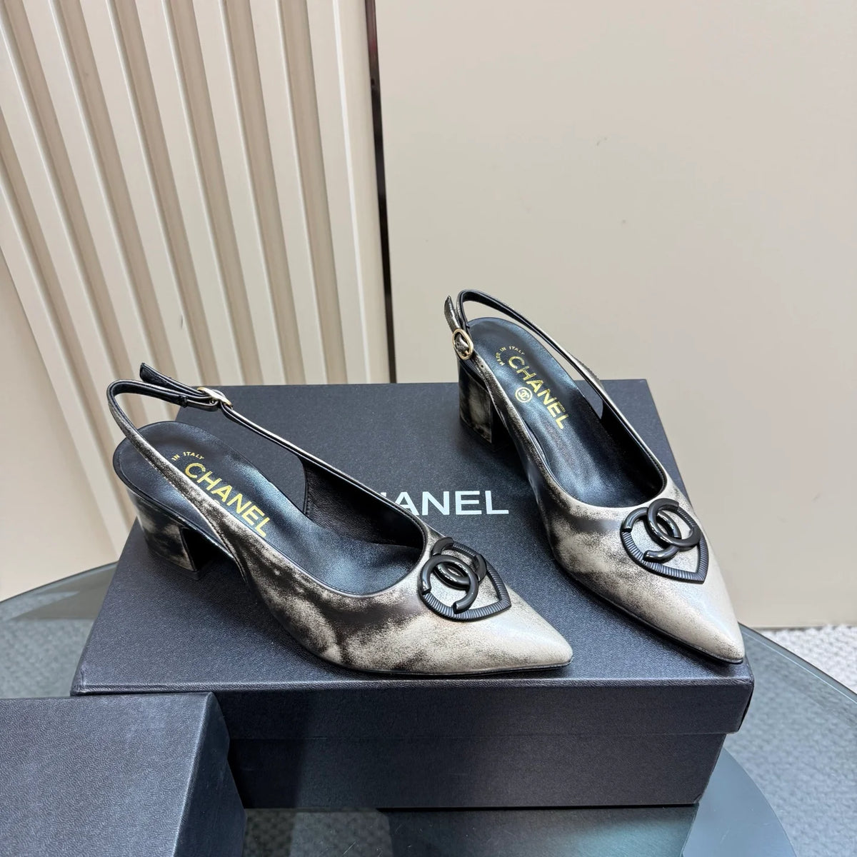 Top High-end Chunky Heel 5.5cm Sandals 1025030411
