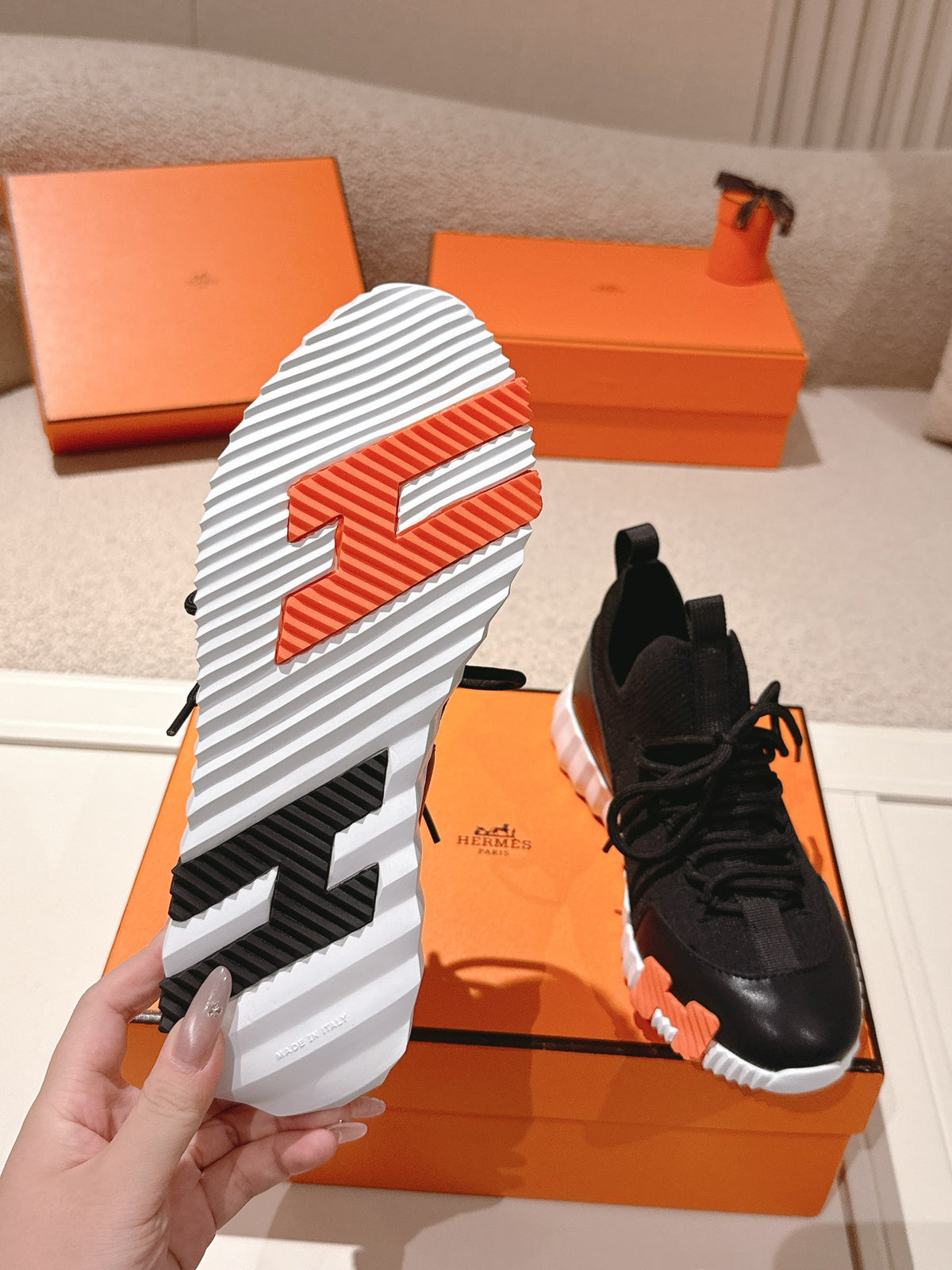 H Classic Couple Style Fly Knit Casual Sneakers 0726060802