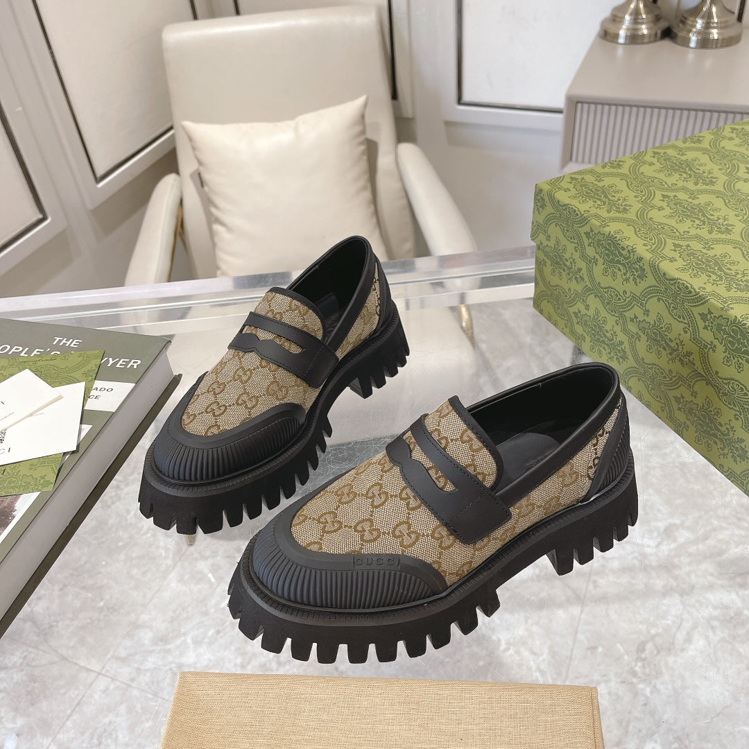 G fashionable rubber sole printed slip-on shoes XC0723110305