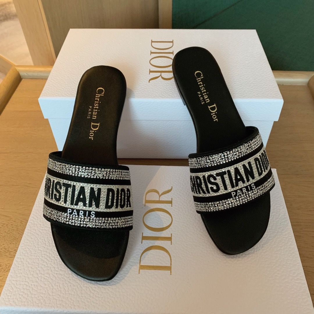 Fashionable and versatile letter sandals PD042508