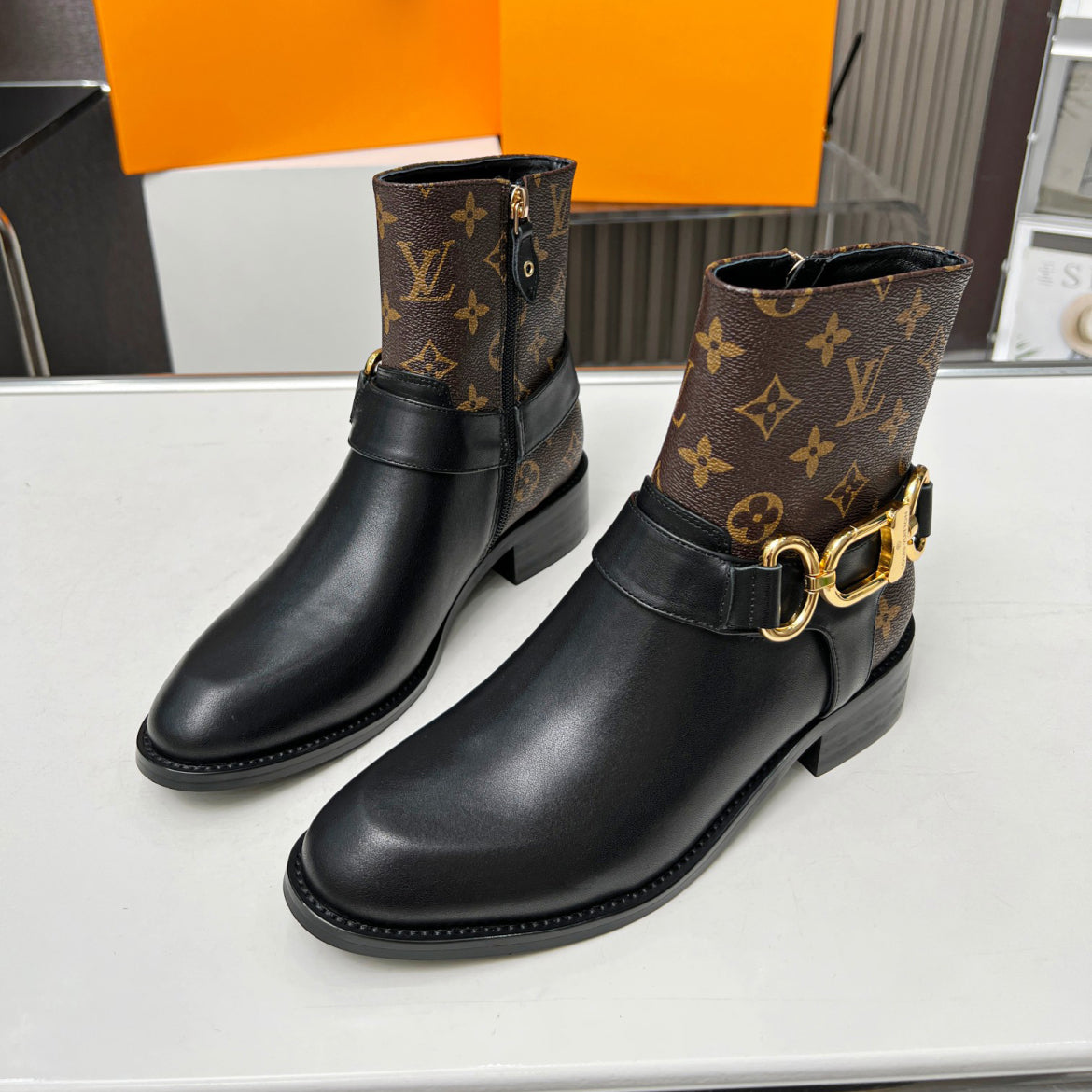 New fashion real cow leather v logo women's bootXC052023111302