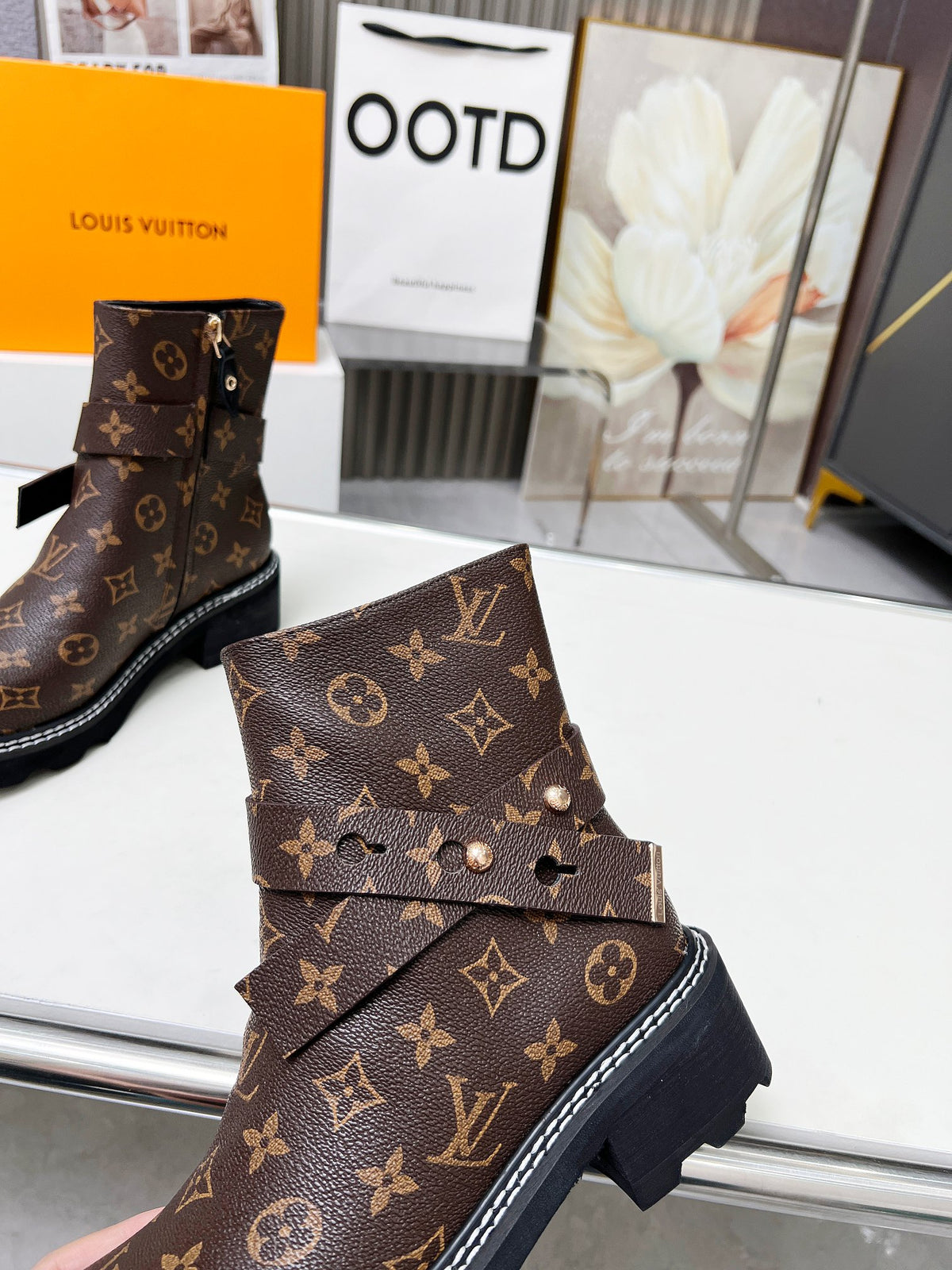 L fashion printed leather boots 0724102313