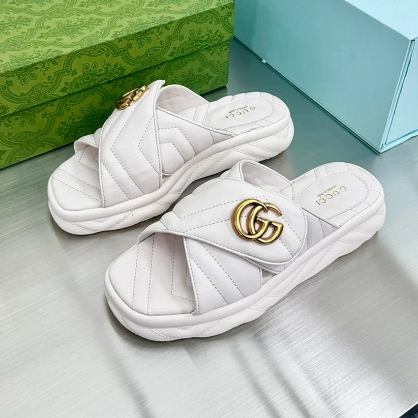 New pleated bread slippers 1024071015
