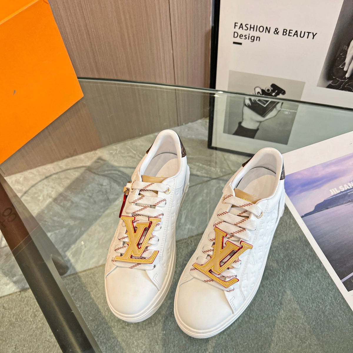 Ladies Classic White Sneakers XC0723042407