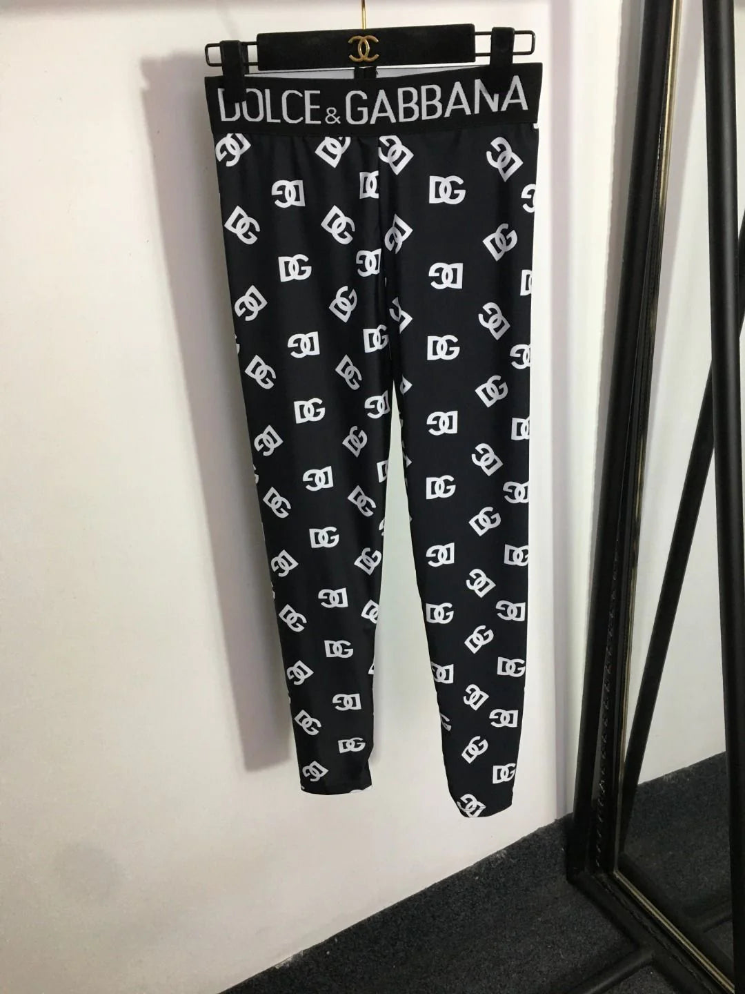 New Fashion Leisure Sports Suit 1024031507