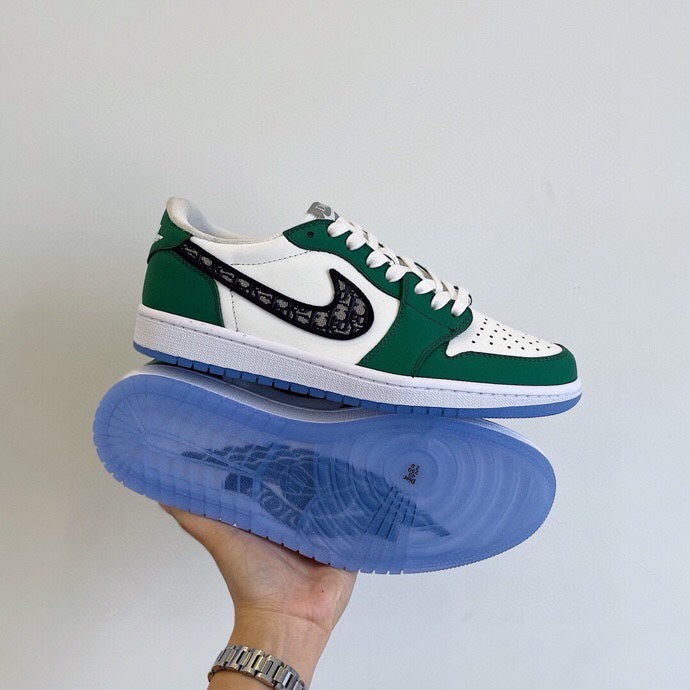 New Fashion Casual New Style Comfortable Sneakers Shoes D18