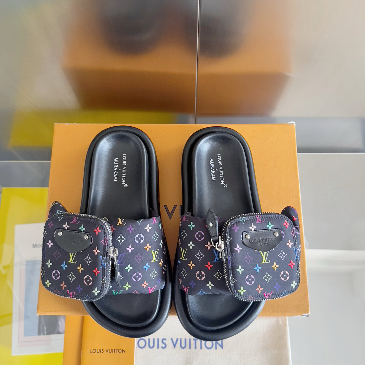 L Velcro Wallet Flat Sandals 0725021904