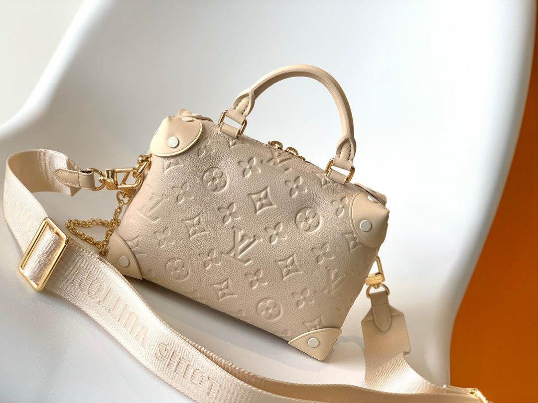 New leather handbags X090201