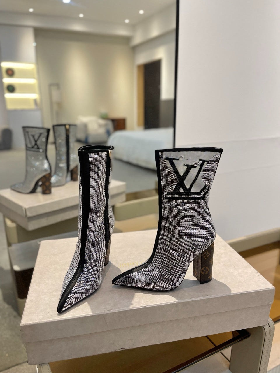 L fashion rhinestone high-heeled mid-calf boots 0724102305