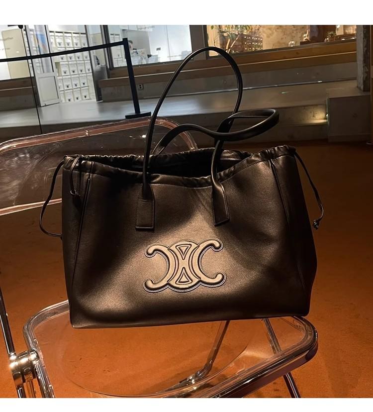 New Fashion All-match Large Capacity Shoulder Bag 1024041129