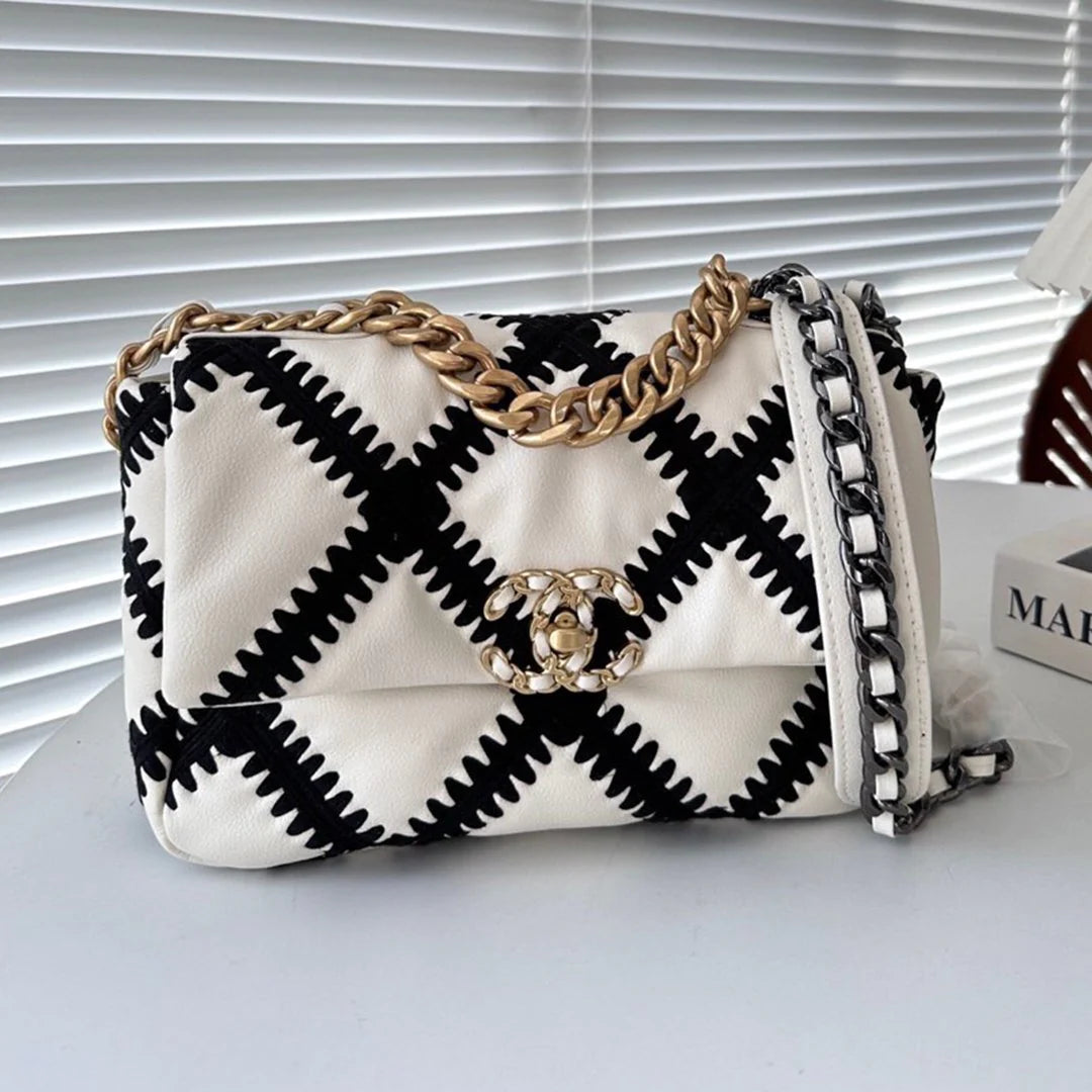 New fashionable versatile crossbody bag 1024012311
