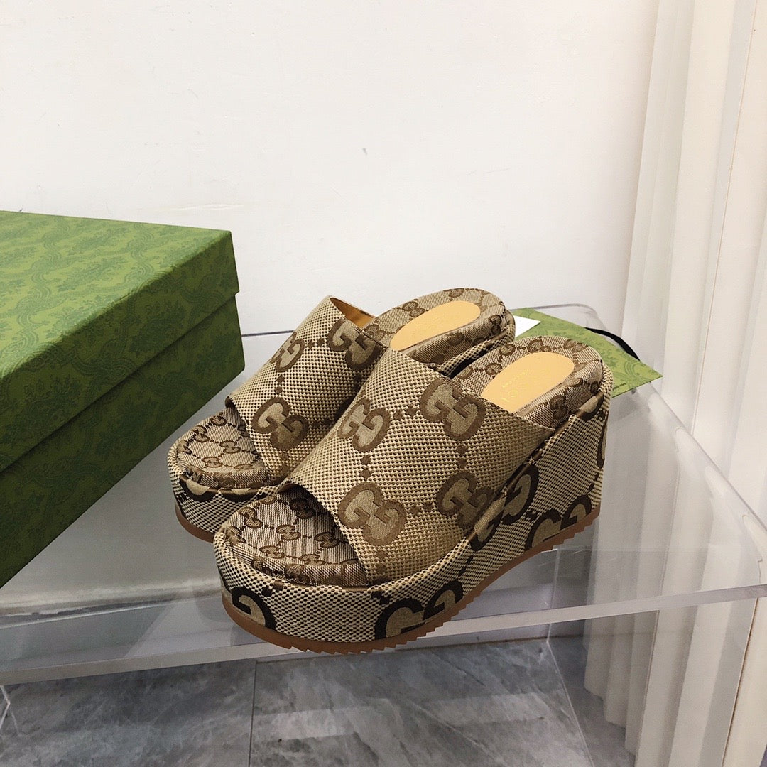 NEW LIMITED EDITION PLATFORMSLIPPERS