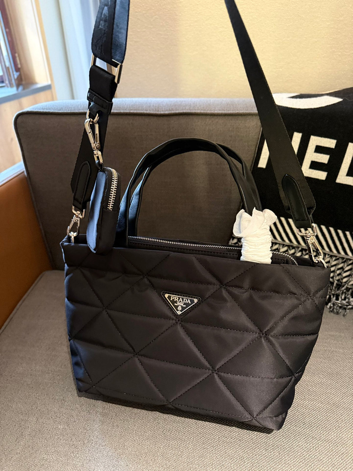 P Fashion Nylon Tote Bag 0724112803