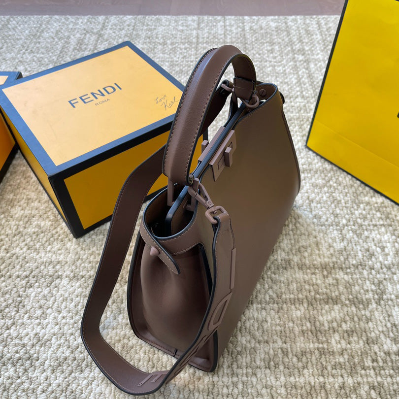 Peekaboo bag 1824062412