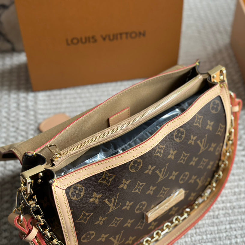 24 show Dauphine Soft handbag 1824040709
