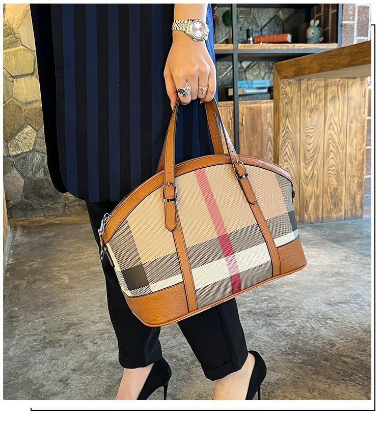 New Fashion Versatile Leather Plaid Shell Bag 1024042916