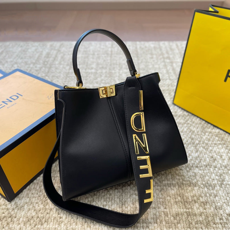 Peekaboo bag 1824062413