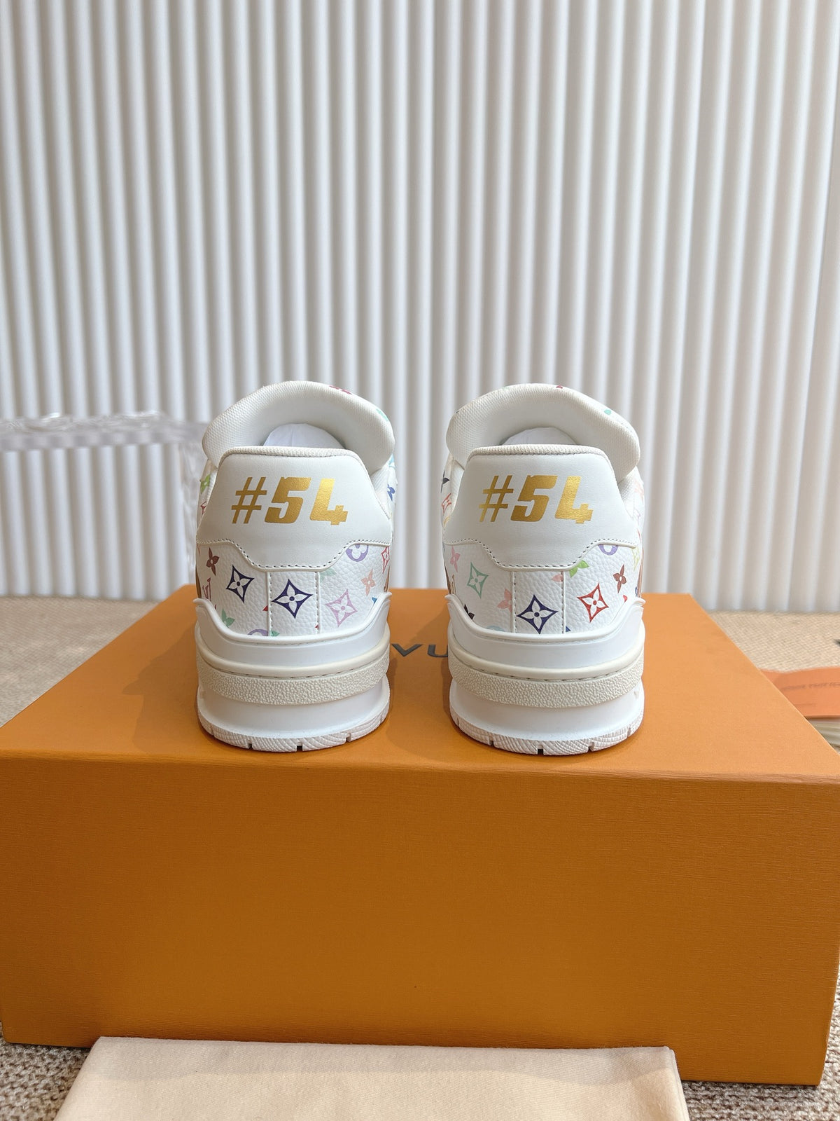 L fashion 3 color hot style sports shoes 0725031901