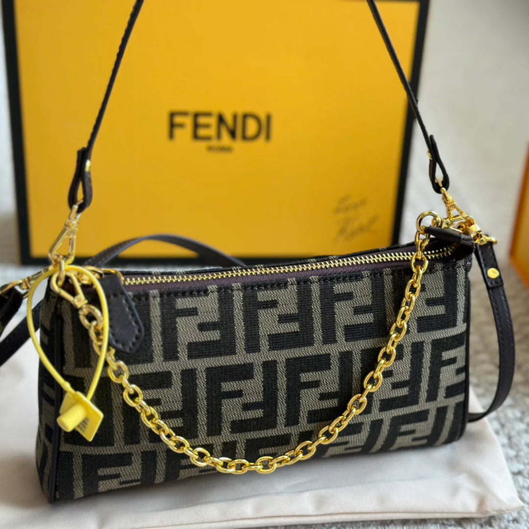 New fashion versatile crossbody bag 1024051408