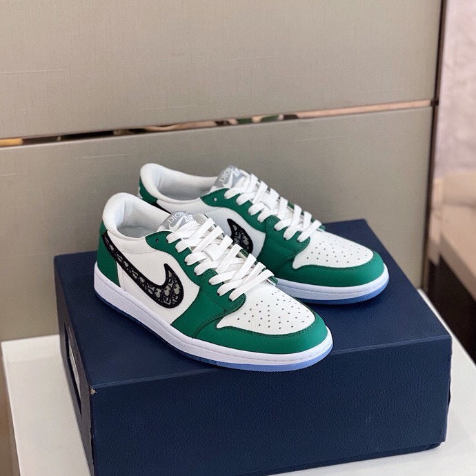 New Fashion Casual New Style Comfortable Sneakers Shoes D18