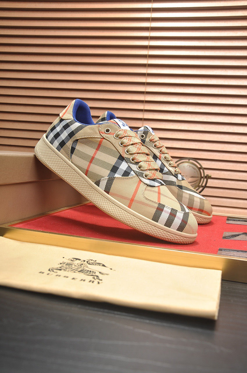 BBR Classic Stripe Low-Top Sneakers 0724123101