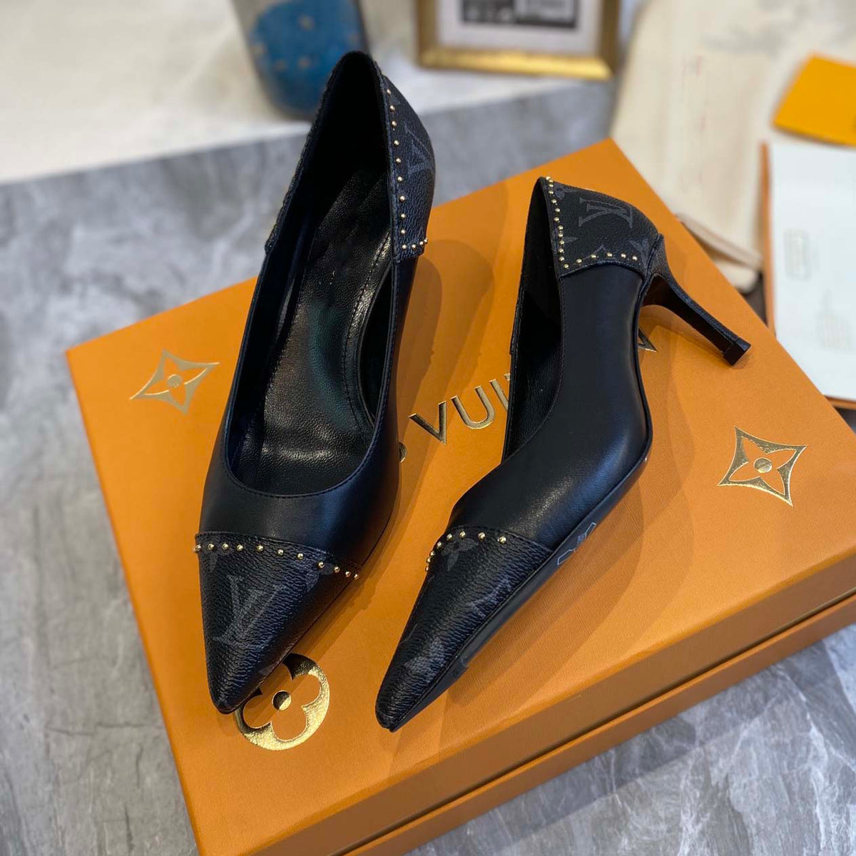 23 Ladies fashion luxury high heels XC052203