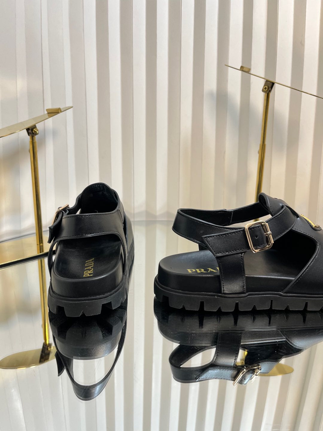 P serrated sole Roman new style sandals 0725070804