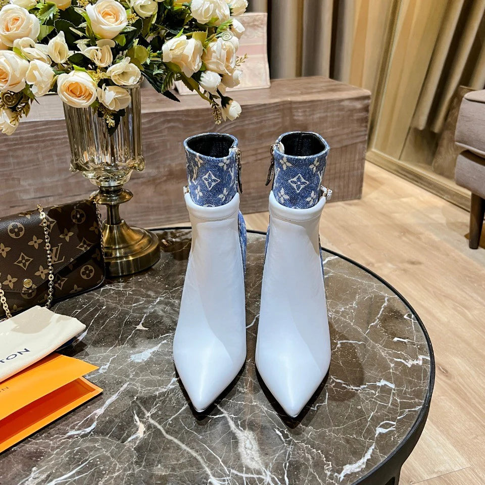New blue and white pointy toe boots 1025012209