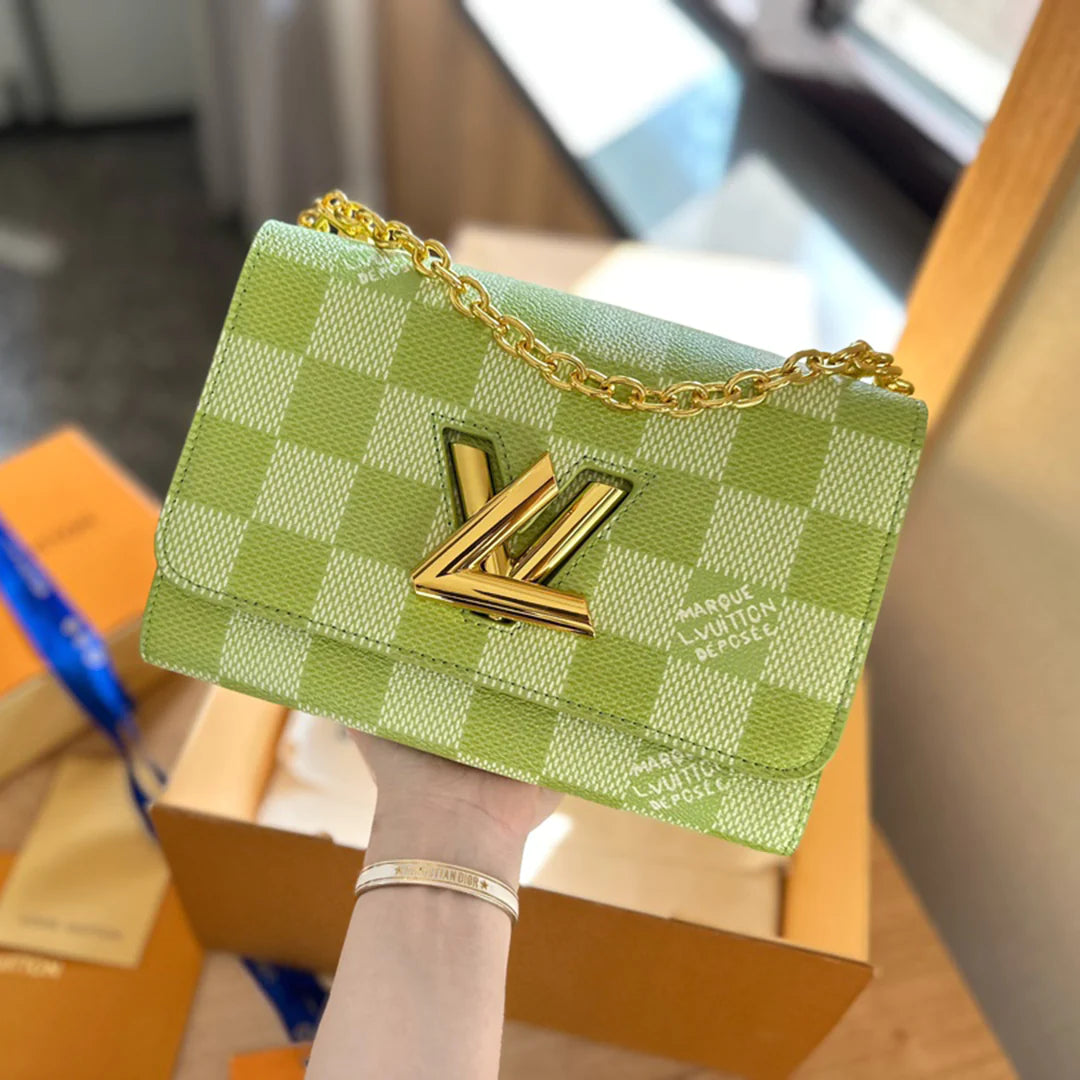 Neoclassical Versatile Flip Handbag 1024031129