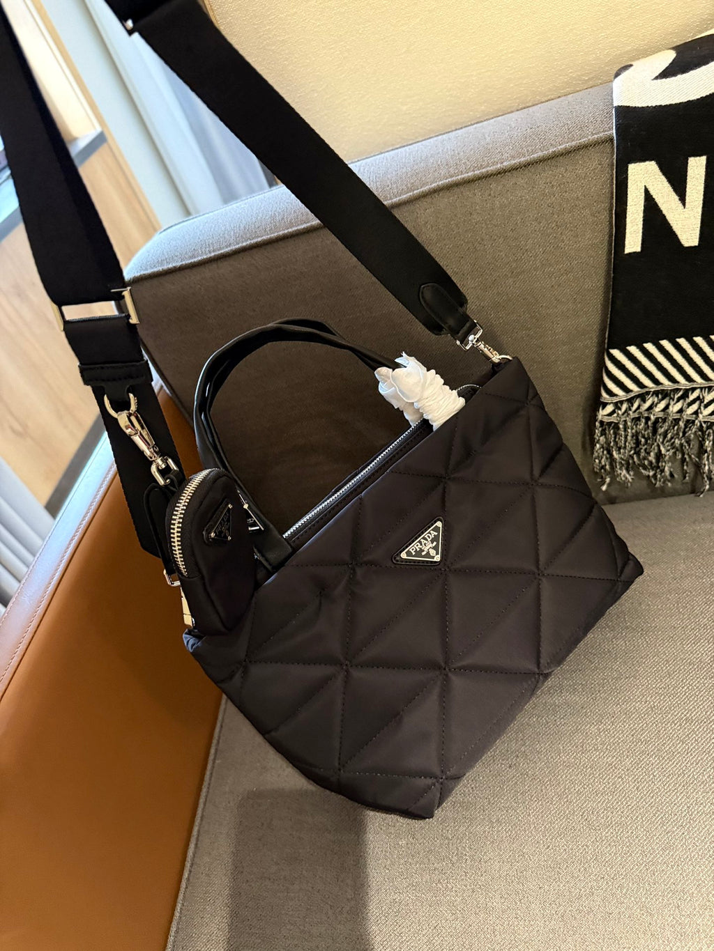 P Fashion Nylon Tote Bag 0724112803
