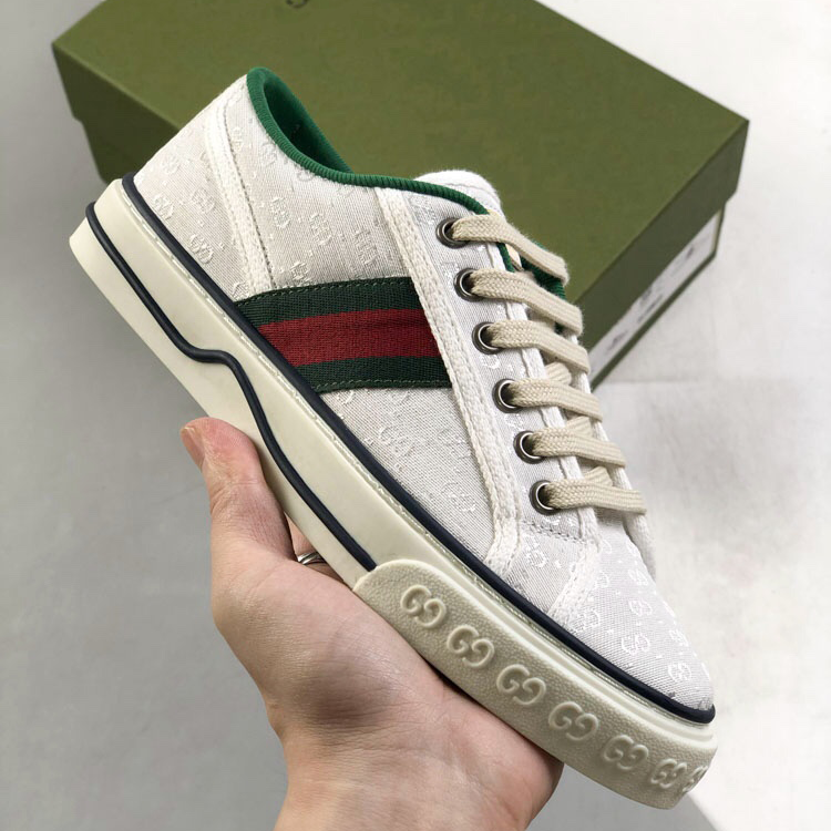 White Couple Canvas Print Retro Casual Sneakers XC070529901